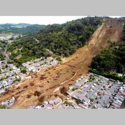 13 de Enero y 13 Febrero de 2001: Terremotos El Salvador
